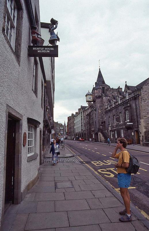 WT 3100 351-24 UK-3 1992.jpg